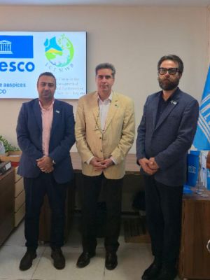 تفاهم همکاری مرکز بینالمللی مدیریت یکپارچه حوضههای آبخیز و منابع زیستی در مناطق خشک و نیمهخشک - یونسکو